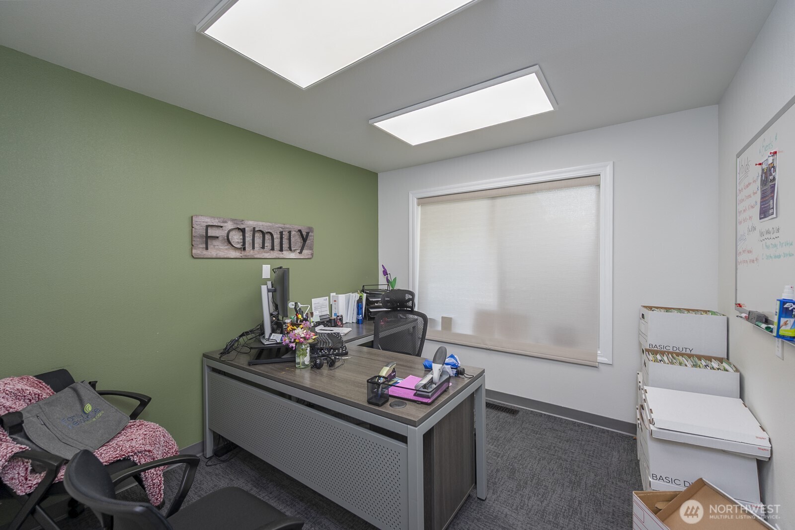 830 Sharon Avenue E, Moses Lake, WA 98837-2442