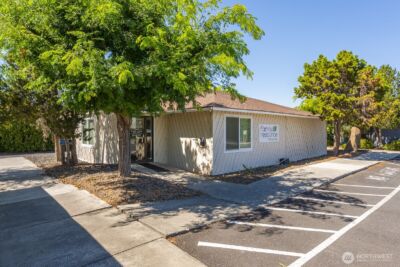 830 Sharon Avenue E, Moses Lake, WA 98837-2442 - Photo 6