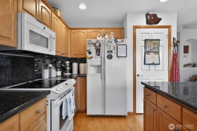 7214 35th Street NE, Marysville, WA 98270 - Photo 11