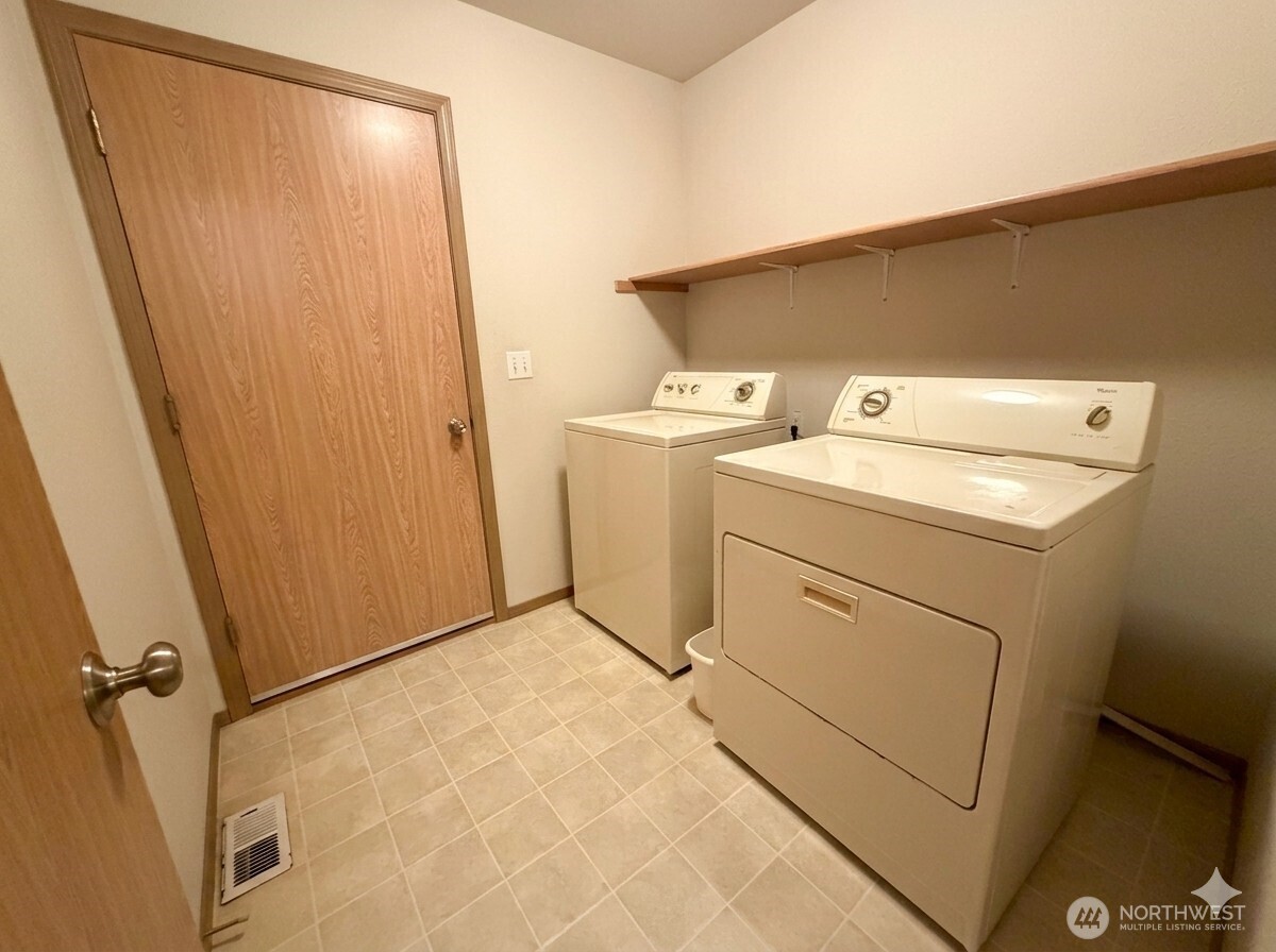 2404 Boulevard Heights Loop SE, Olympia, WA 98501