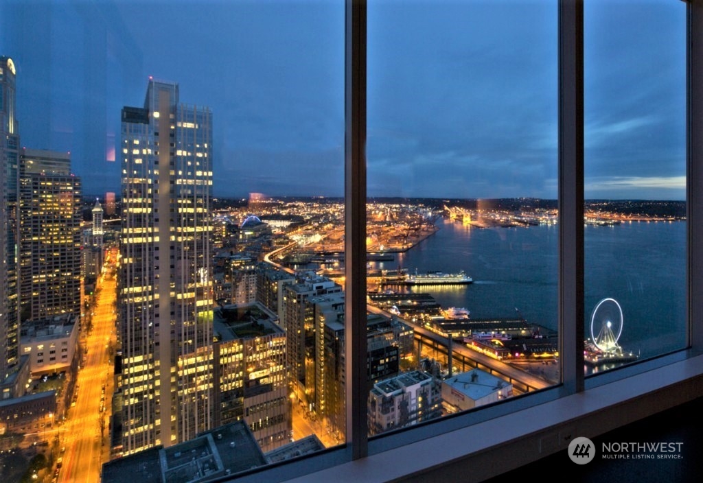 1521 2nd Avenue #3601, Seattle, WA 98101