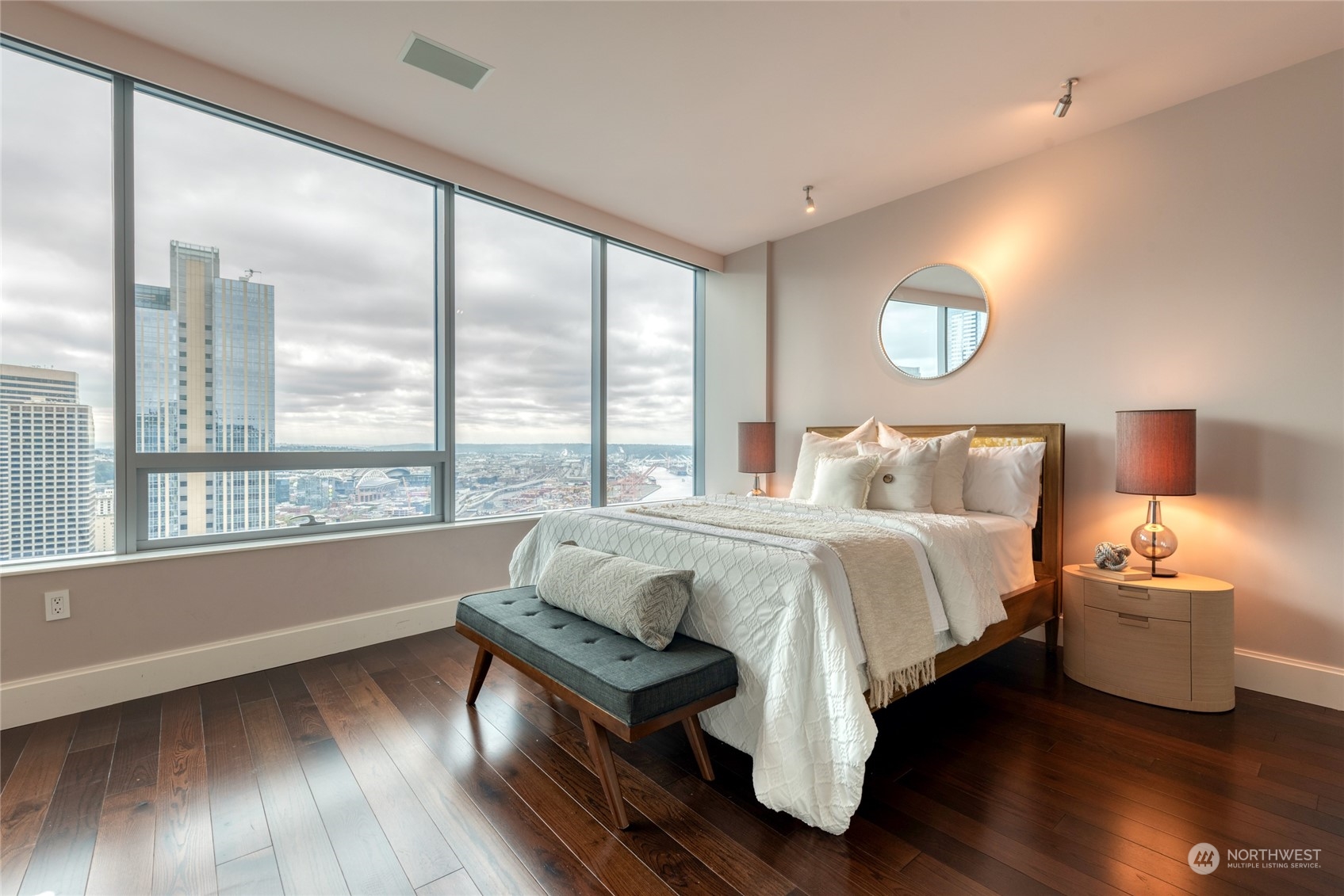 1521 2nd Avenue #3601, Seattle, WA 98101