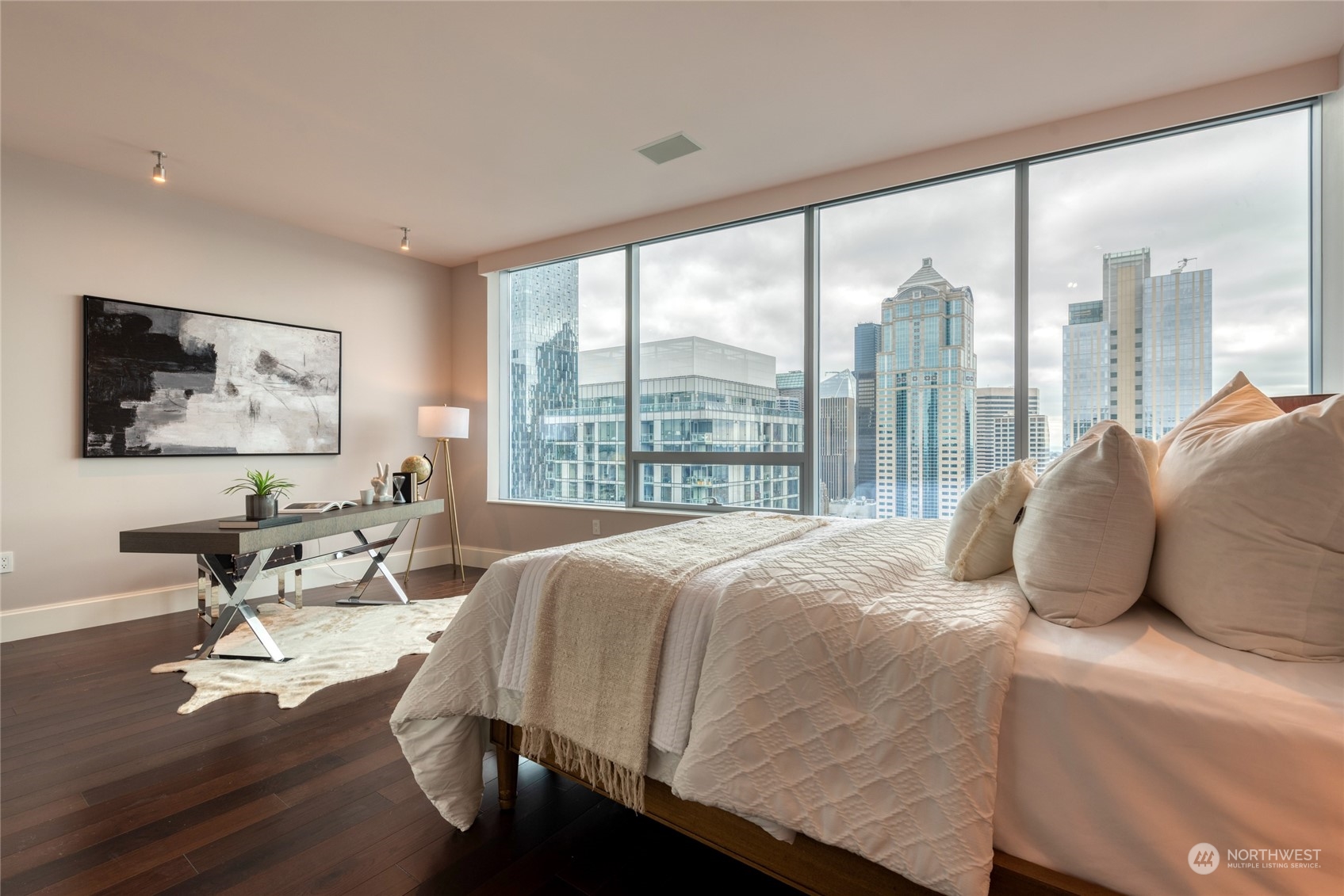 1521 2nd Avenue #3601, Seattle, WA 98101