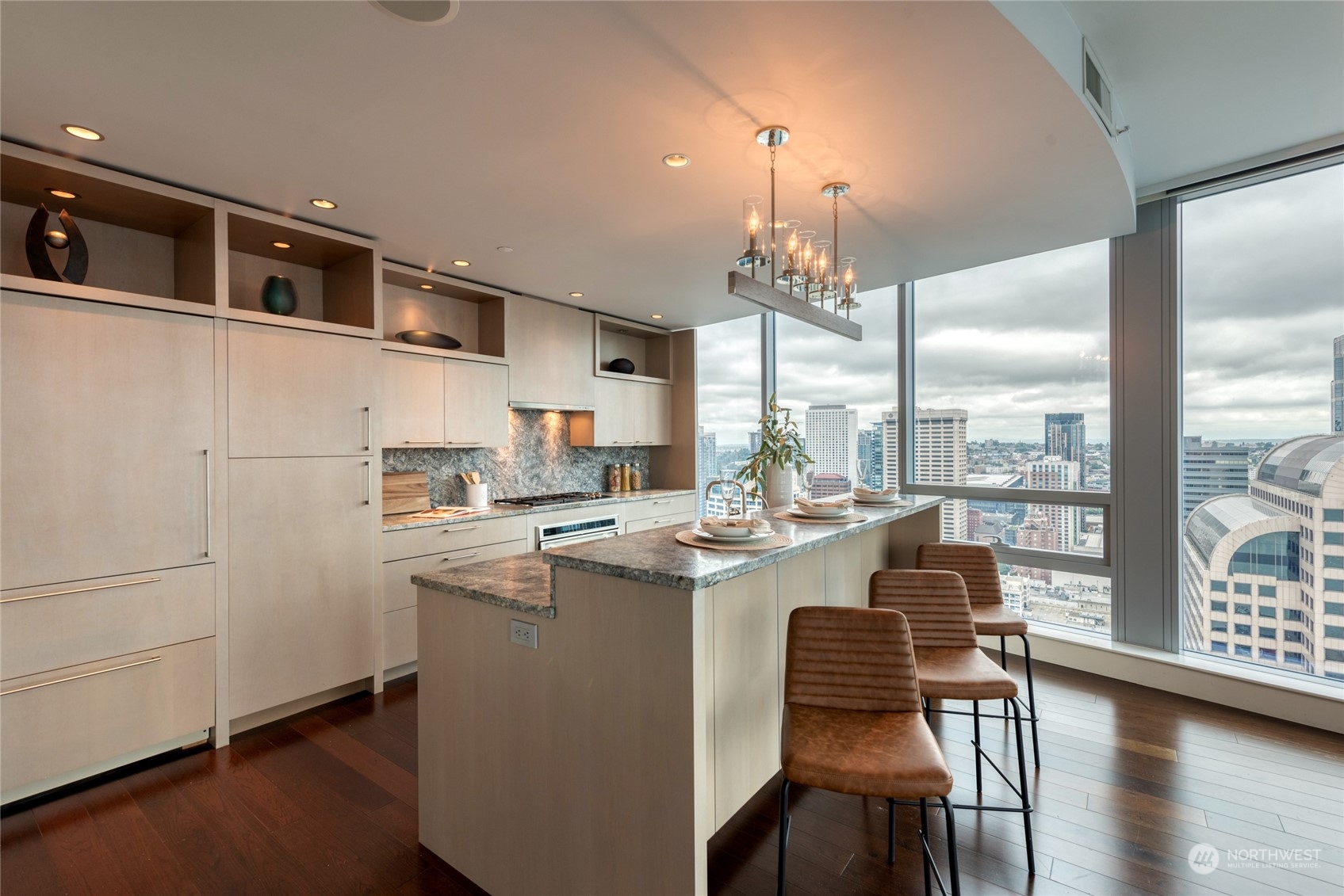 1521 2nd Avenue #3601, Seattle, WA 98101