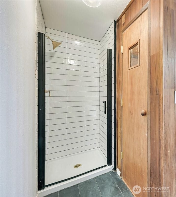 12712 NE 120th Street #G1, Kirkland, WA 98034