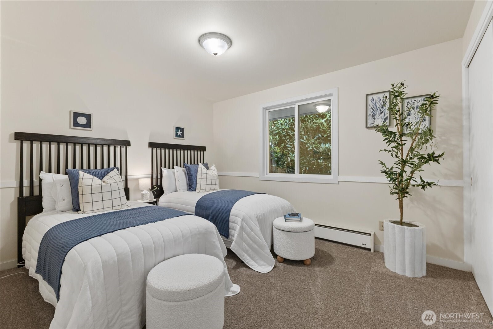 221 8th Avenue W, Kirkland, WA 98033