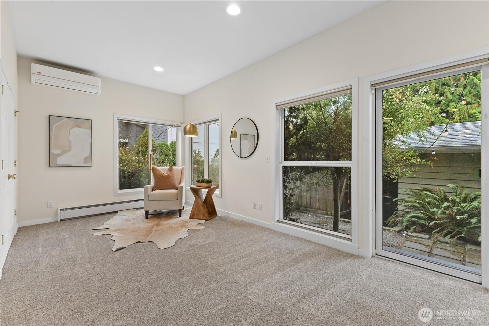 221 8th Avenue W, Kirkland, WA 98033