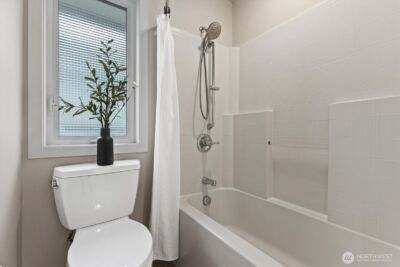 221 8th Avenue W, Kirkland, WA 98033 - Photo 19