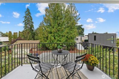 221 8th Avenue W, Kirkland, WA 98033 - Photo 21