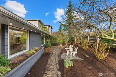 221 8th Avenue W, Kirkland, WA 98033 - Photo 23