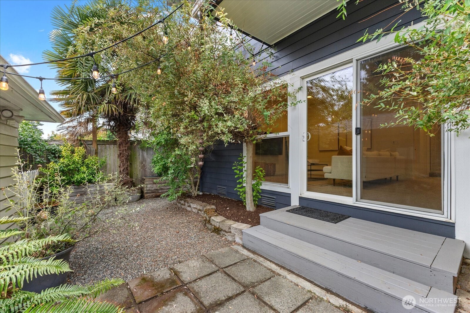 221 8th Avenue W, Kirkland, WA 98033