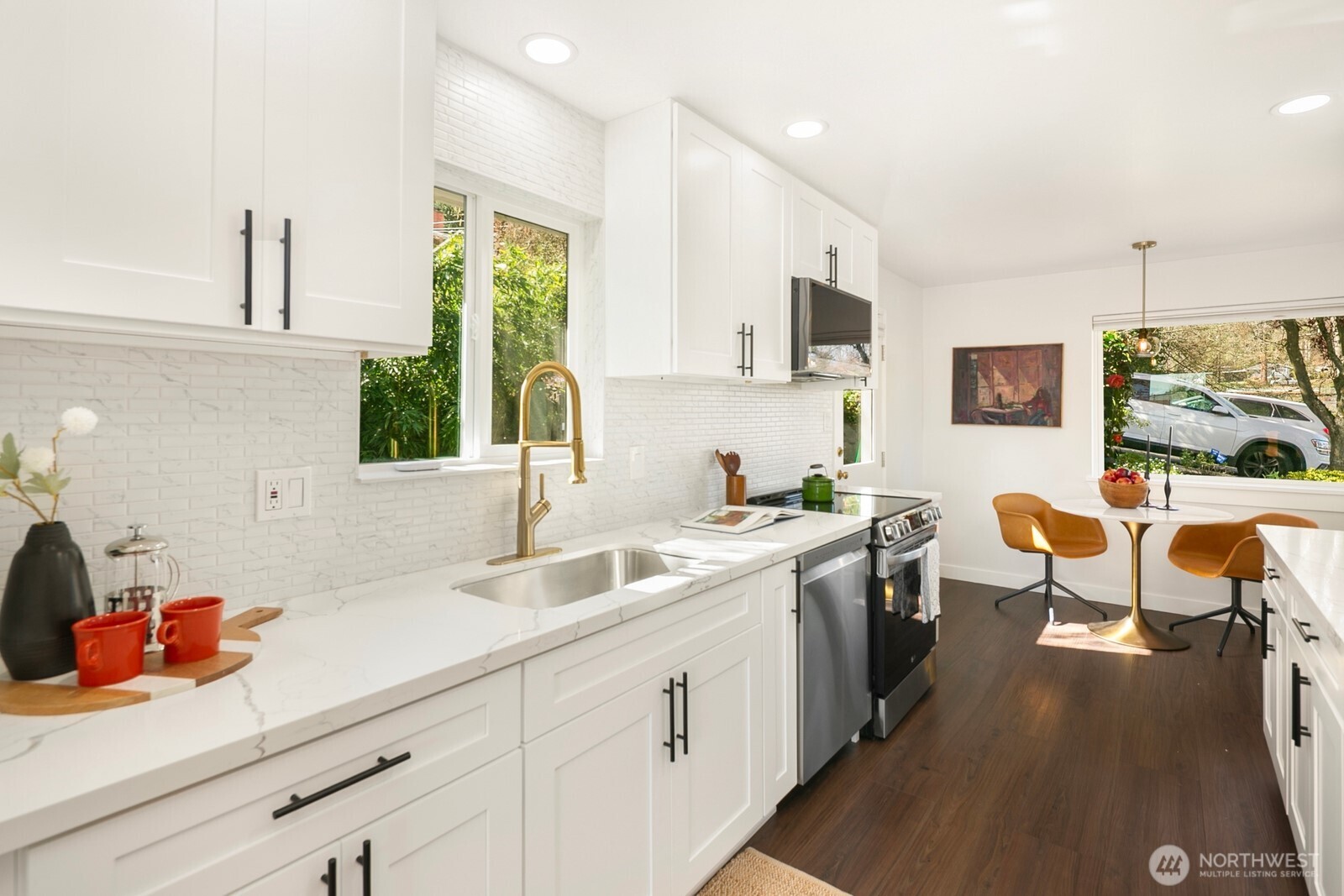 4006 26th Avenue W, Seattle, WA 98199