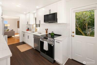 4006 26th Avenue W, Seattle, WA 98199 - Photo 13