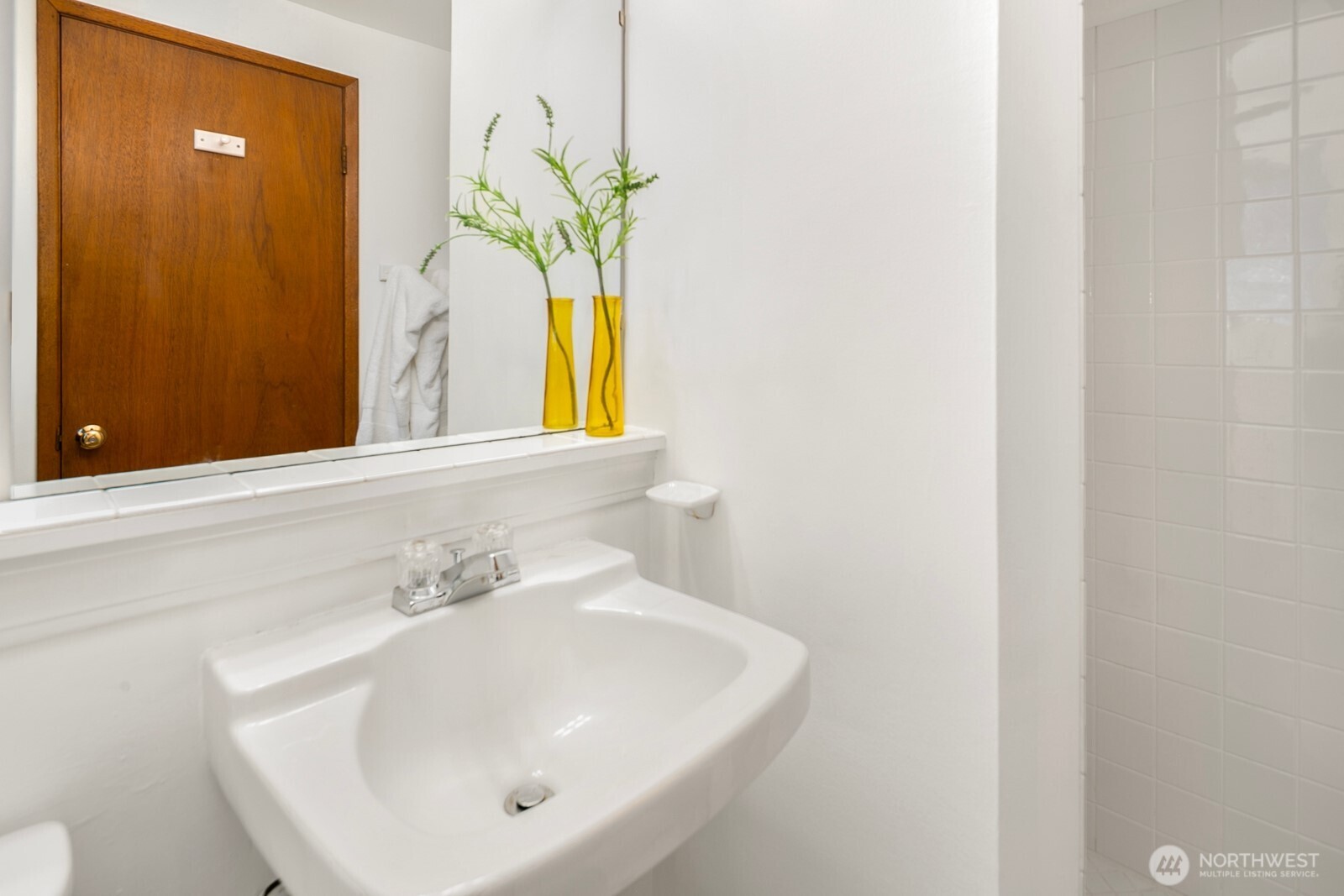 4006 26th Avenue W, Seattle, WA 98199