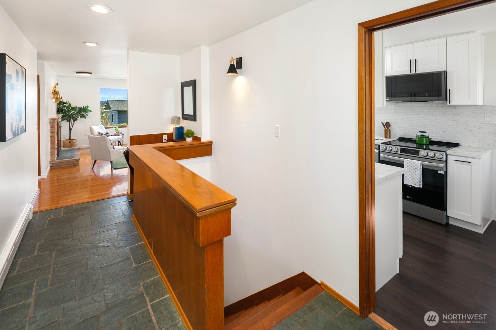 4006 26th Avenue W, Seattle, WA 98199