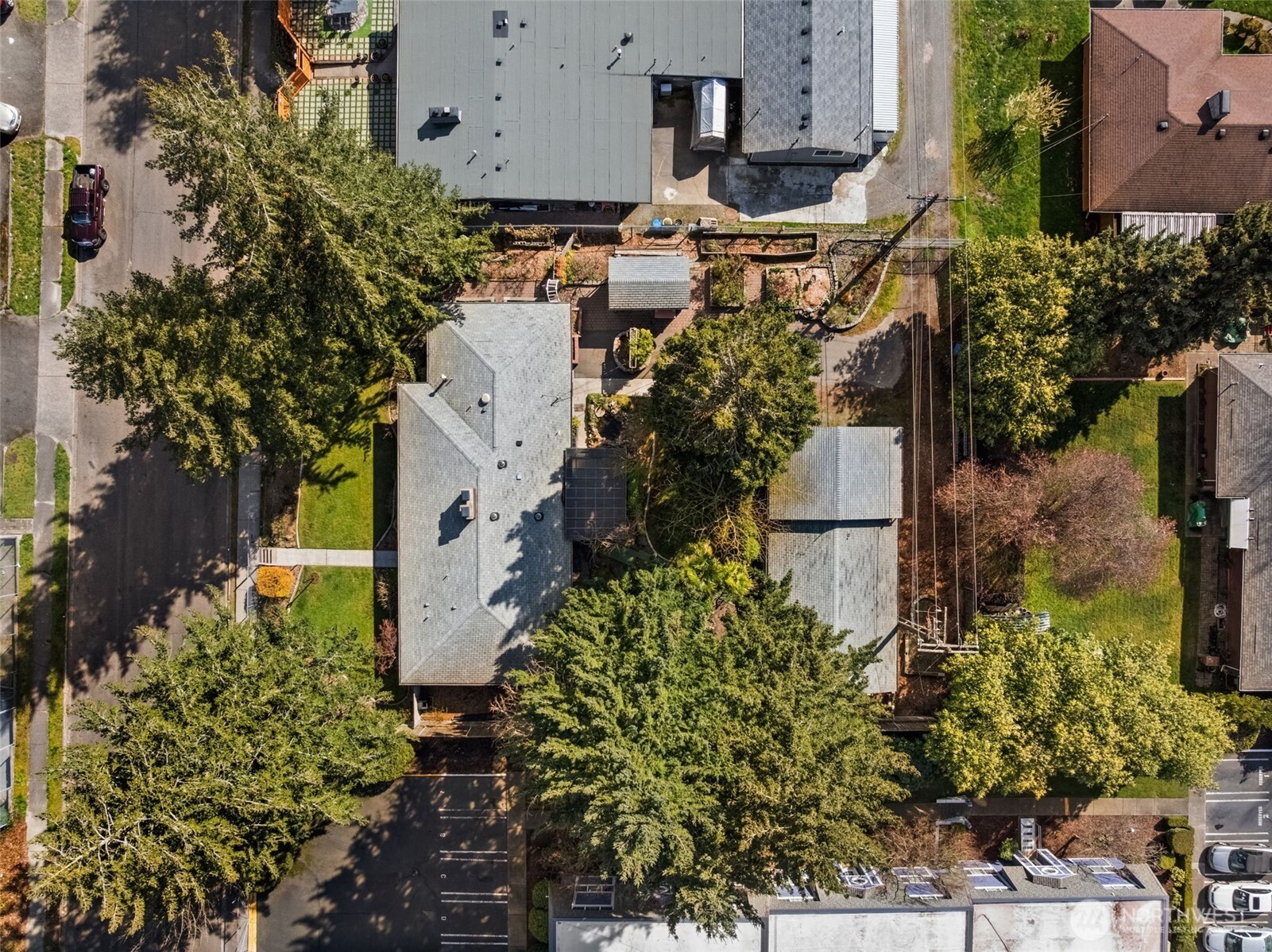 1116 S Woodlawn Street , Tacoma, WA 98465