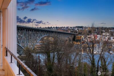 2565 Dexter Ave N #401, Seattle, WA 98109 - Photo 31