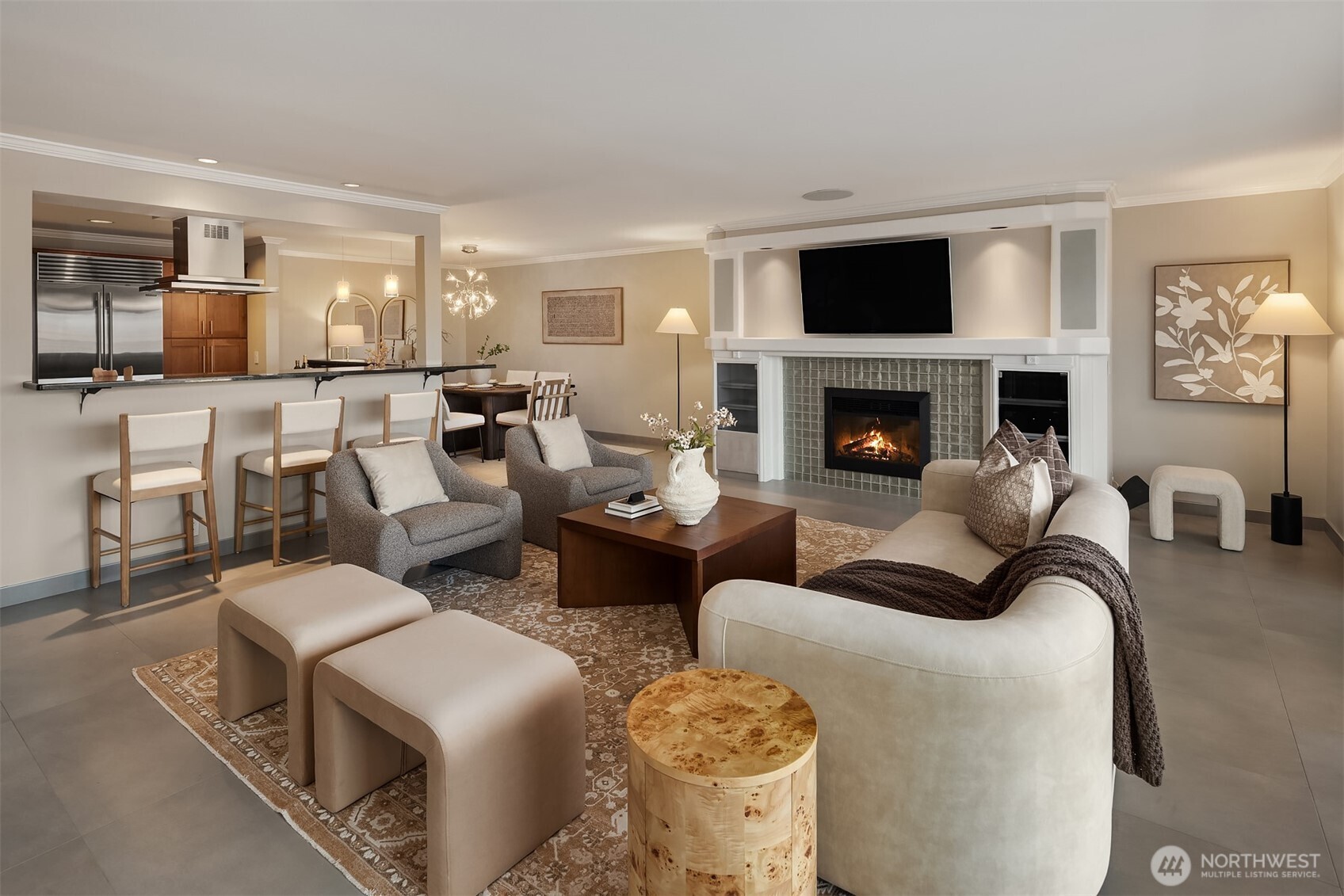 2565 Dexter Ave N #401, Seattle, WA 98109