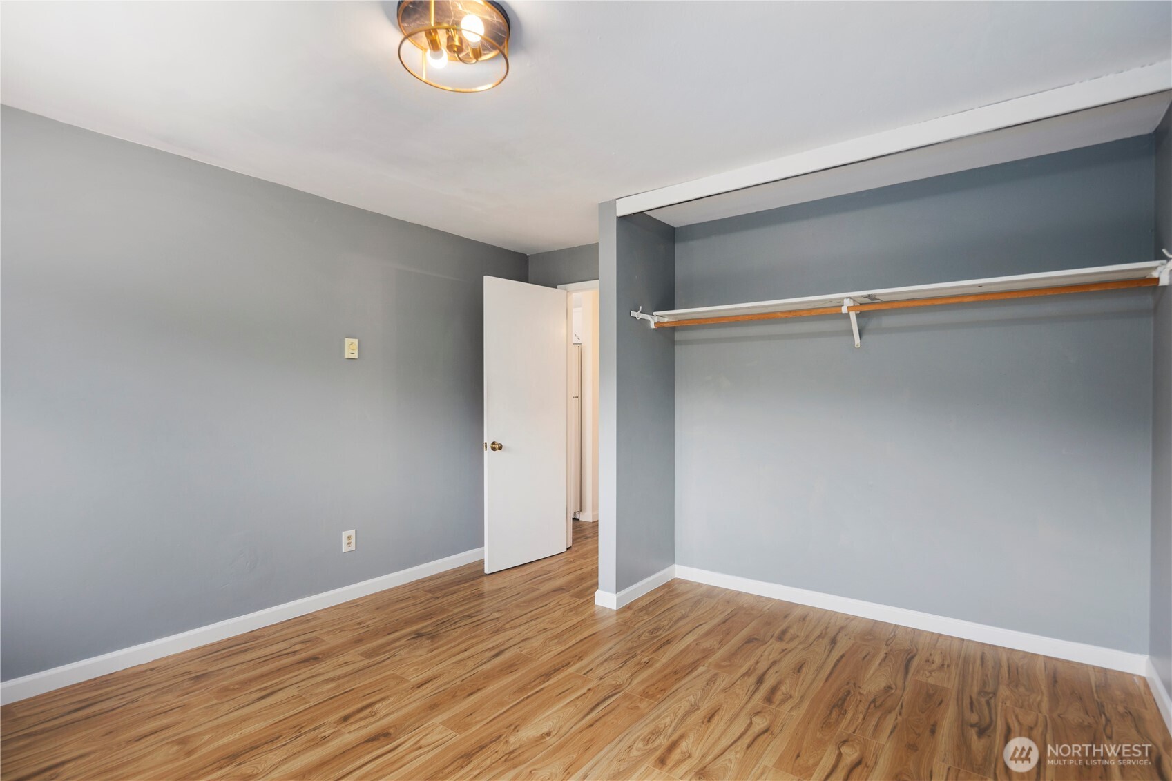 748 S Cloverdale Street #14, Seattle, WA 98108