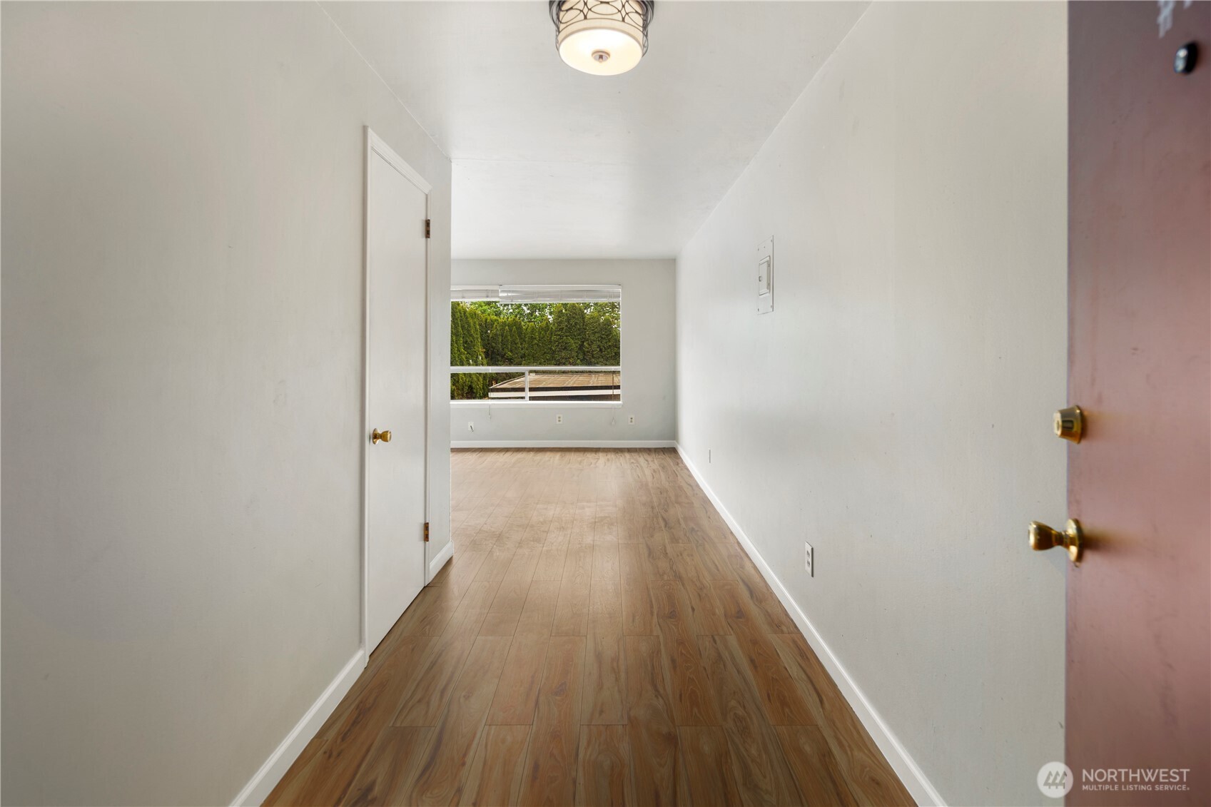 748 S Cloverdale Street #14, Seattle, WA 98108