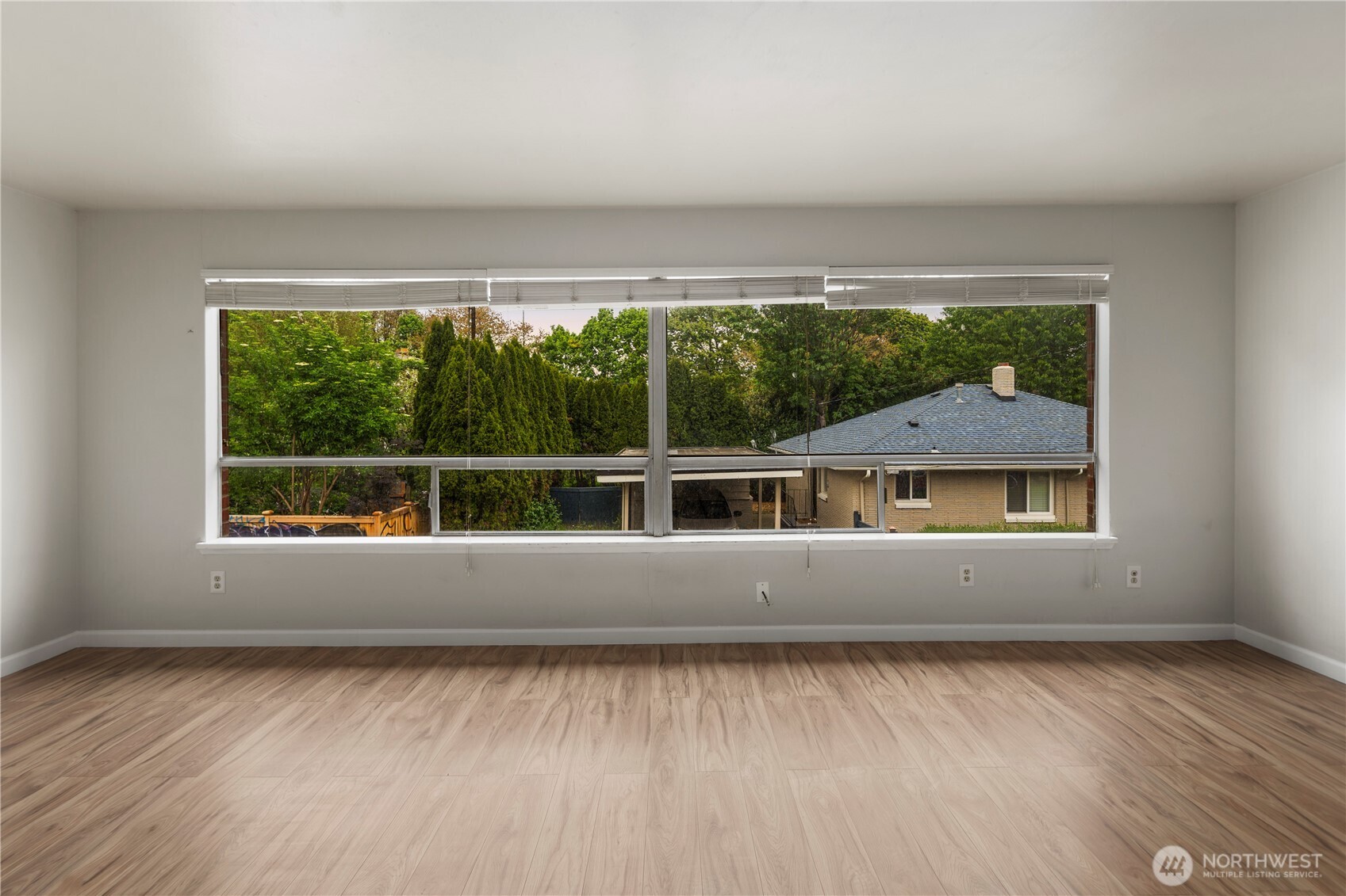 748 S Cloverdale Street #14, Seattle, WA 98108