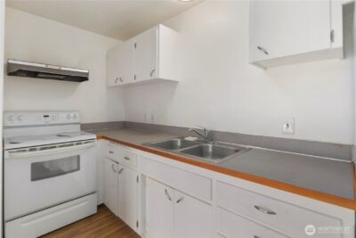 748 S Cloverdale Street #14, Seattle, WA 98108 - Photo 10