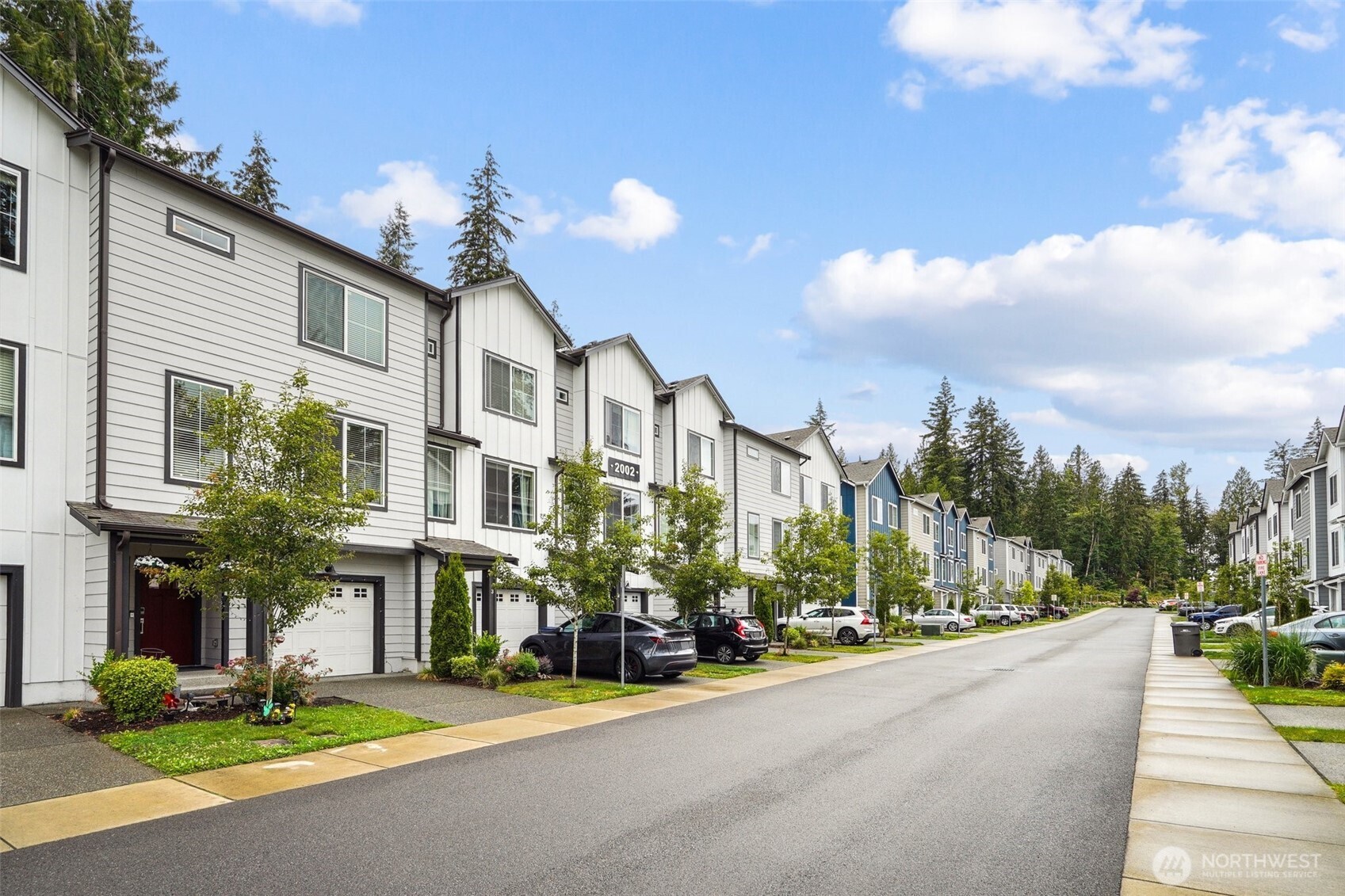 2002 101st Avenue SE #2, Lake Stevens, WA 98258-9536