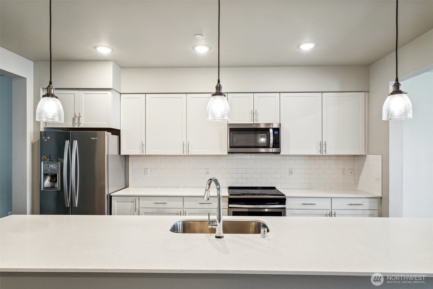 2002 101st Avenue SE #2, Lake Stevens, WA 98258-9536