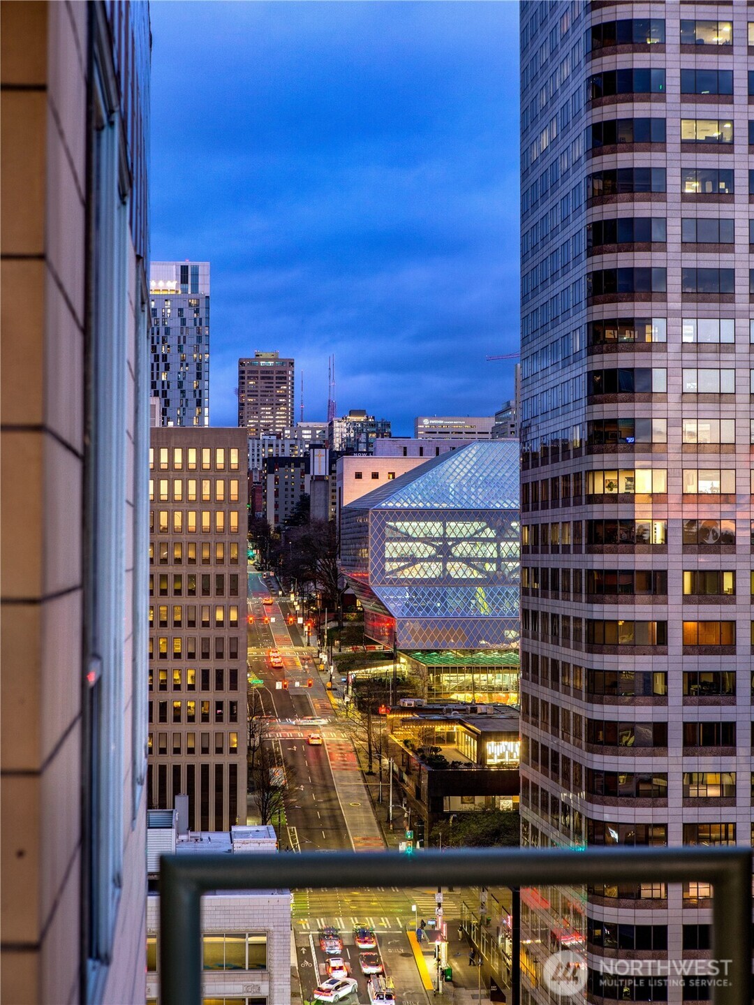 1107 1st Avenue #2002, Seattle, WA 98101