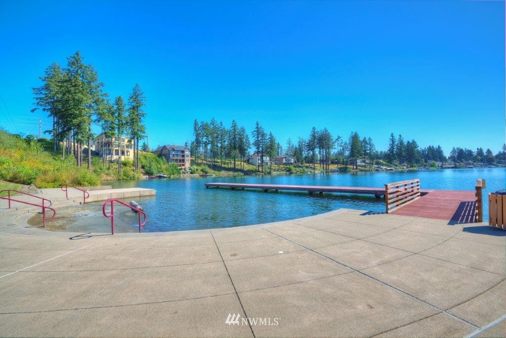 17612 16th Street Ct E, Lake Tapps, WA 98391