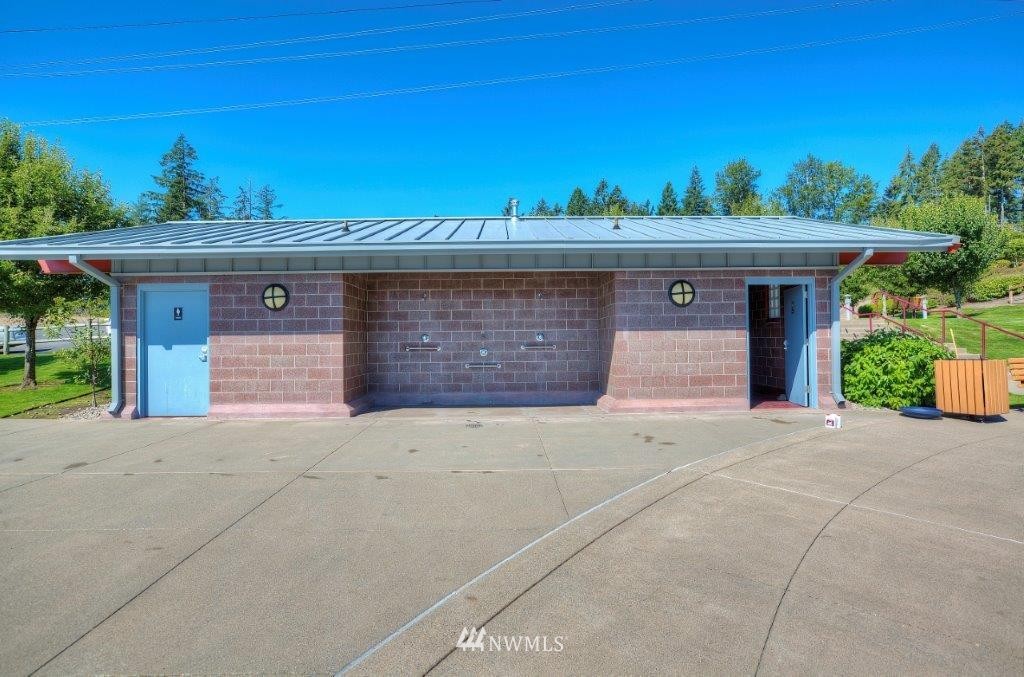 1827 176th Avenue E, Lake Tapps, WA 98391