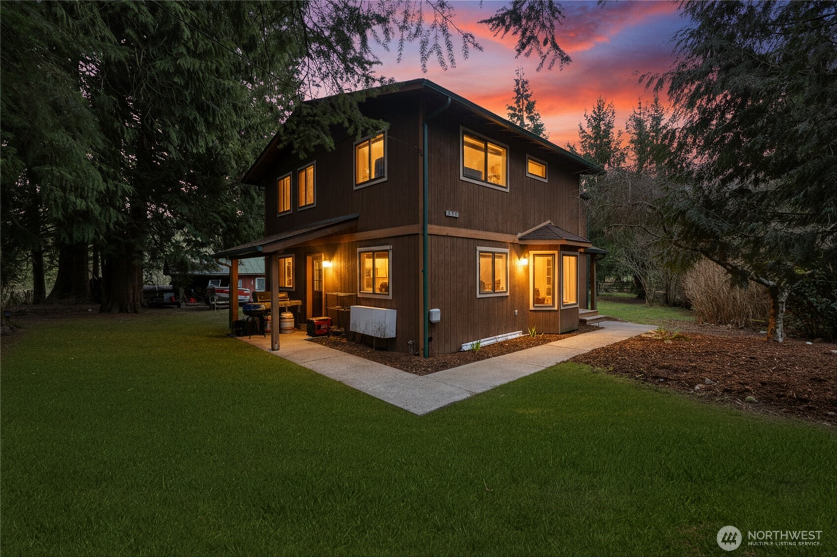 4390 Fleet Road , Blaine, WA 98230