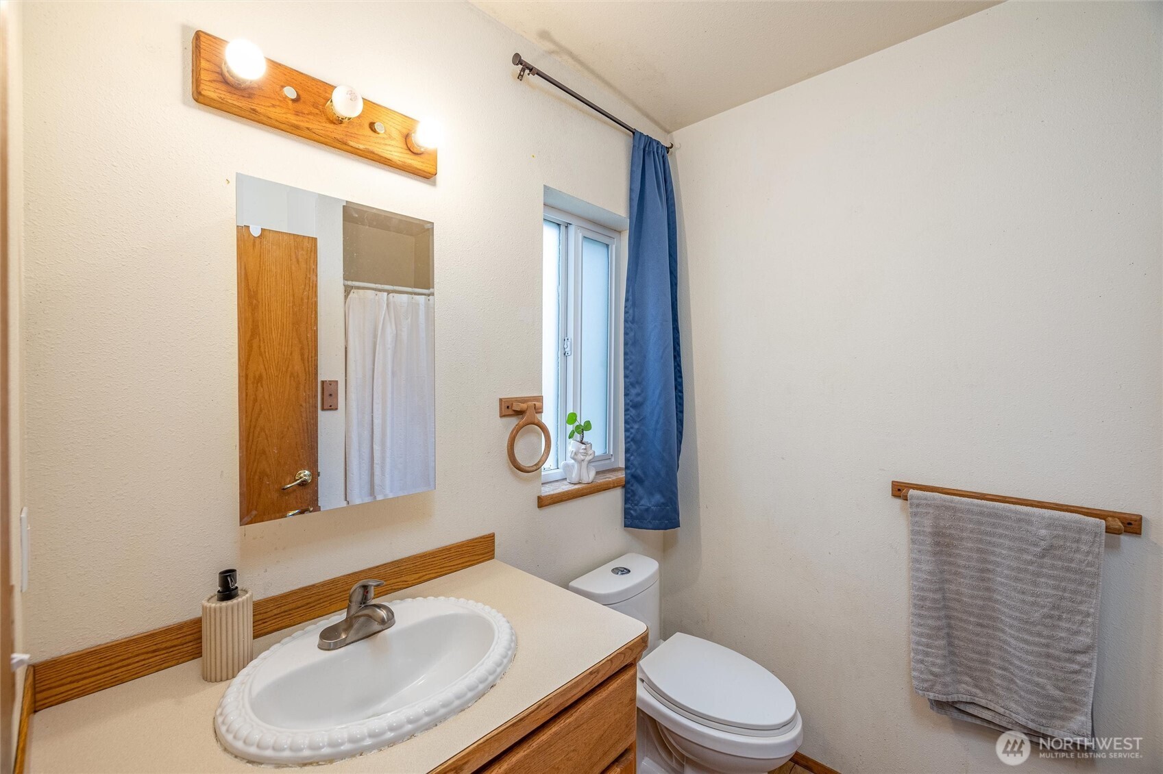 4390 Fleet Road , Blaine, WA 98230