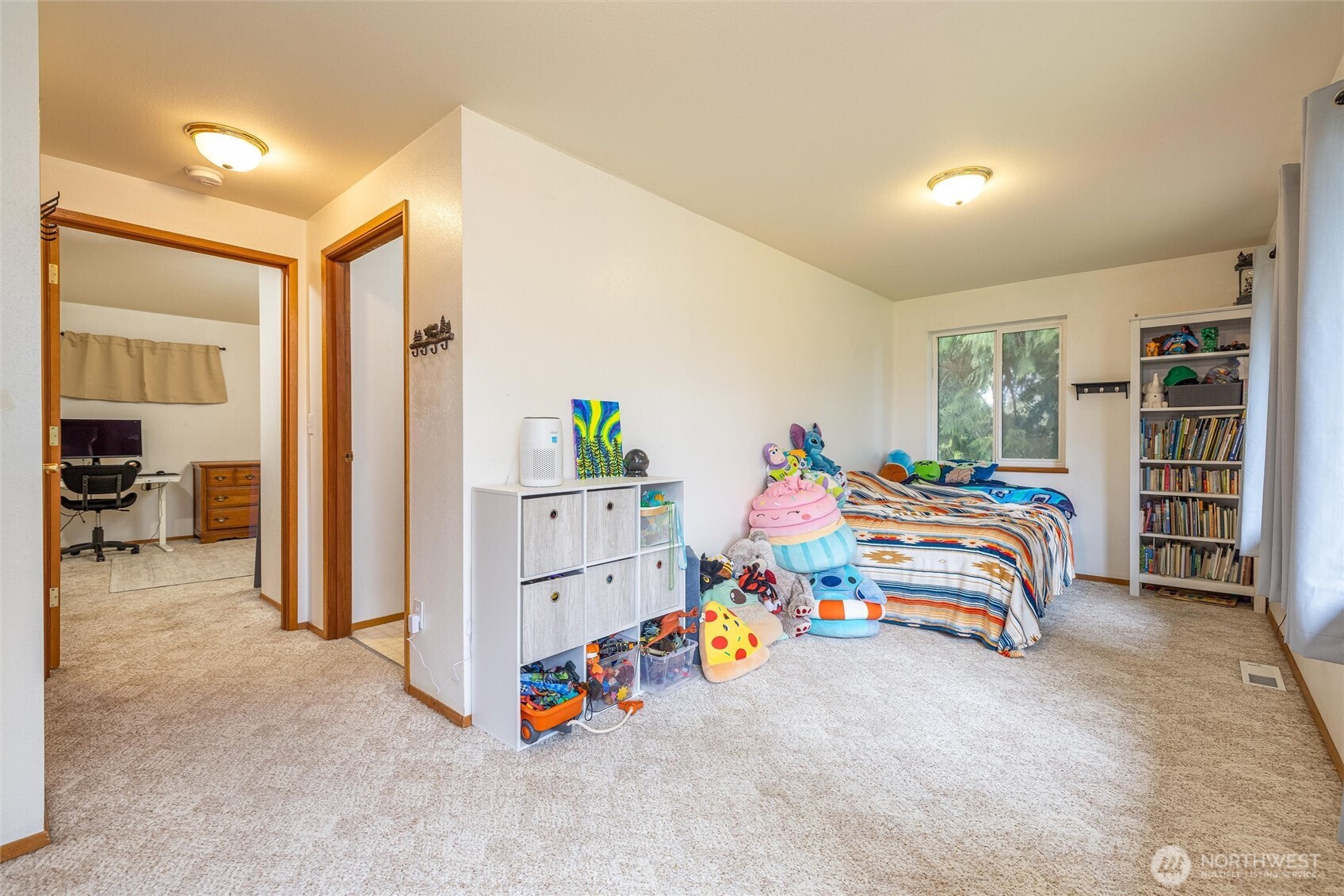 4390 Fleet Road , Blaine, WA 98230