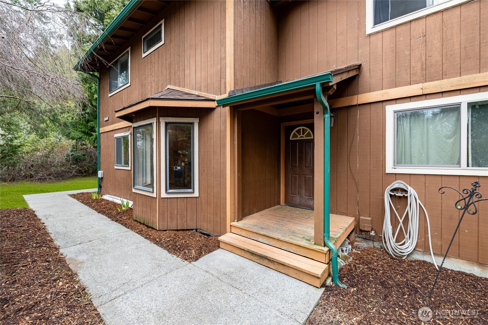 4390 Fleet Road , Blaine, WA 98230