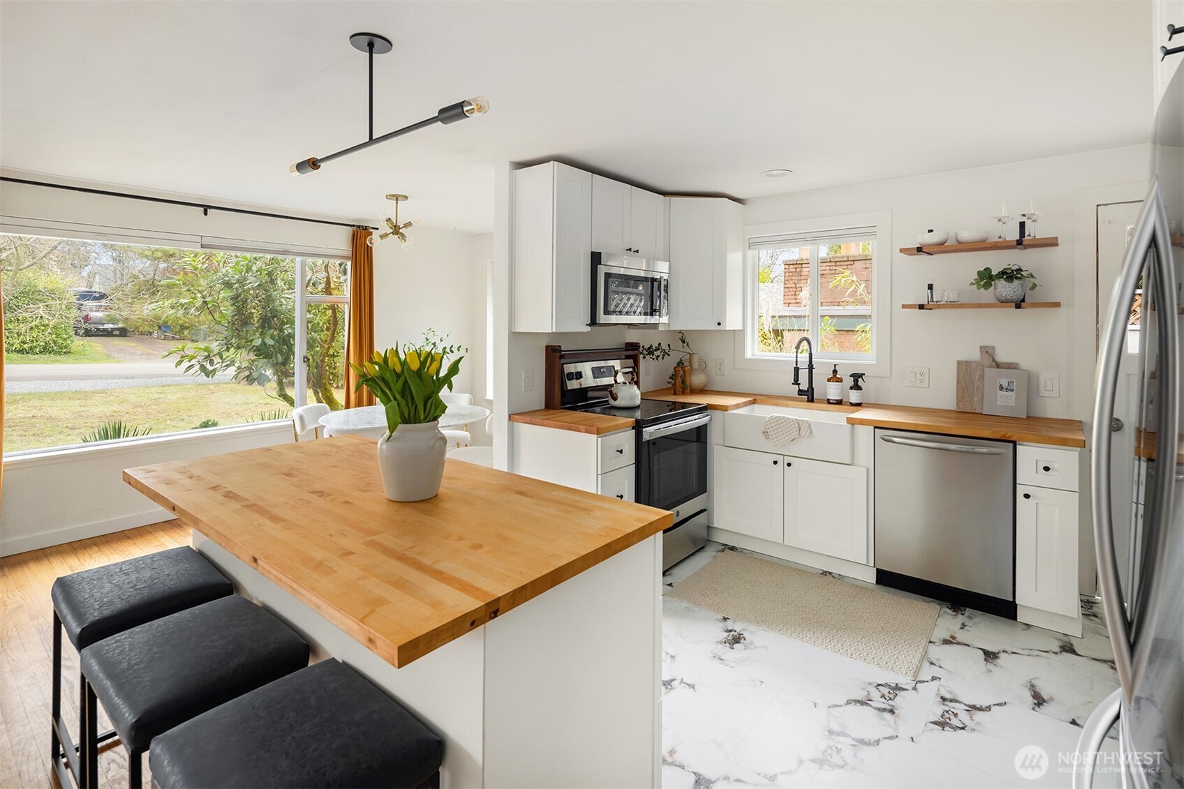 1237 SW 118th Street , Burien, WA 98146