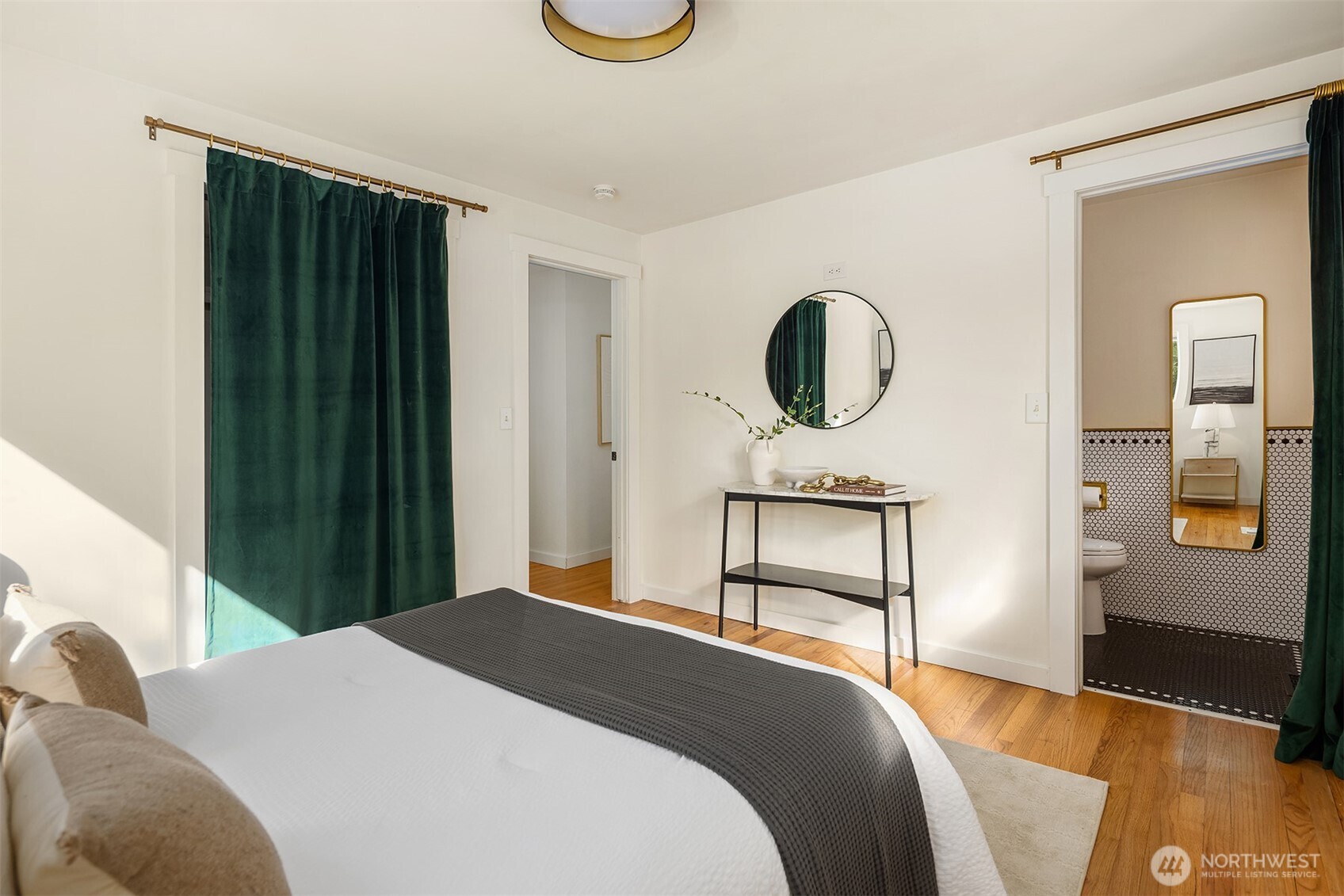 1237 SW 118th Street , Burien, WA 98146