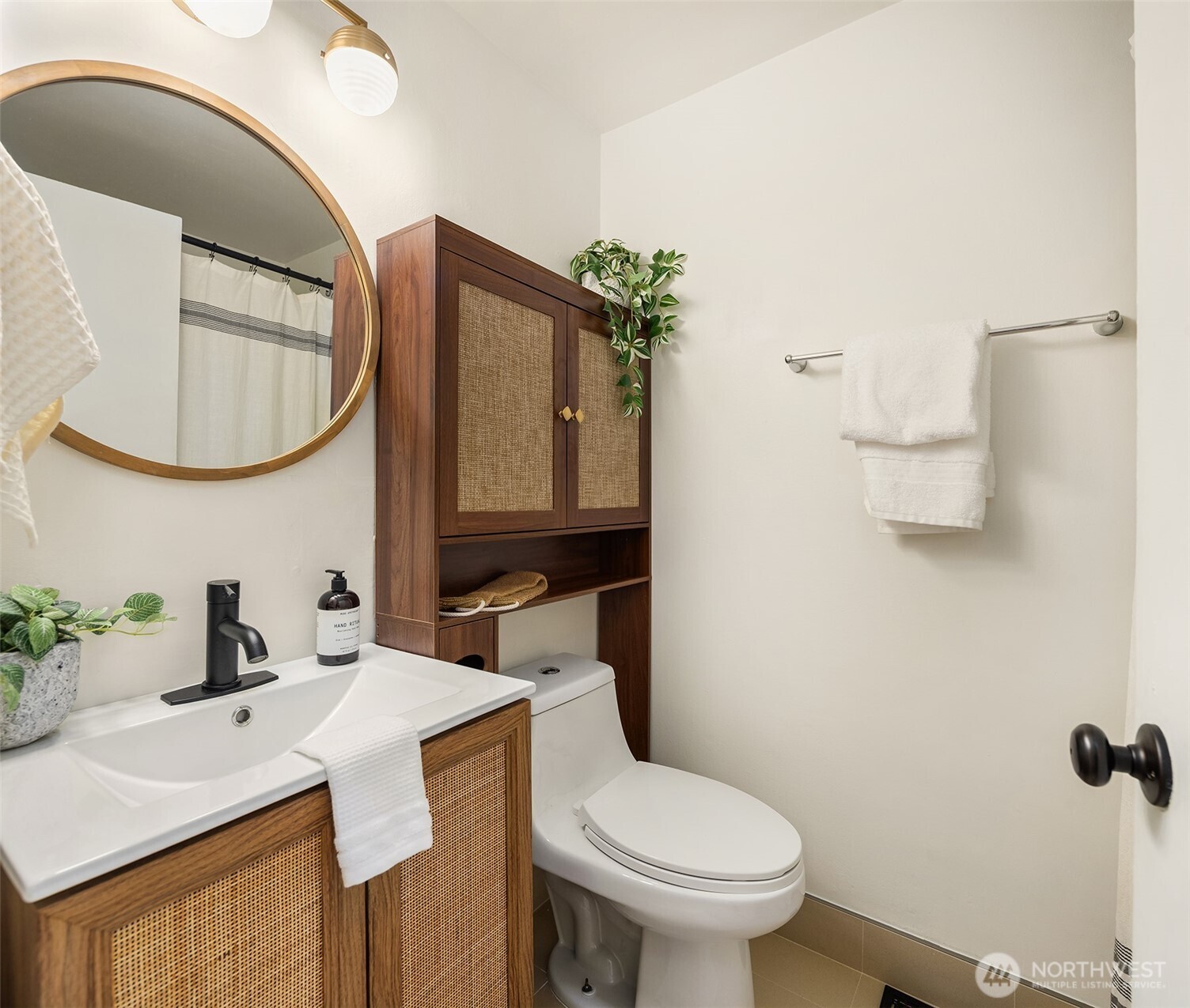 1237 SW 118th Street , Burien, WA 98146