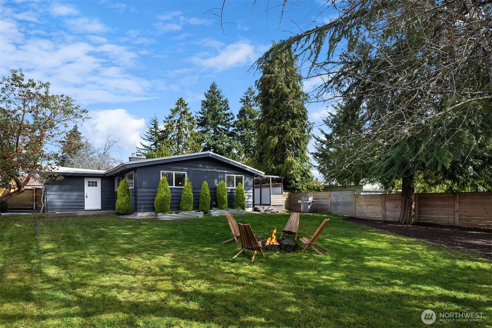 1237 SW 118th Street , Burien, WA 98146