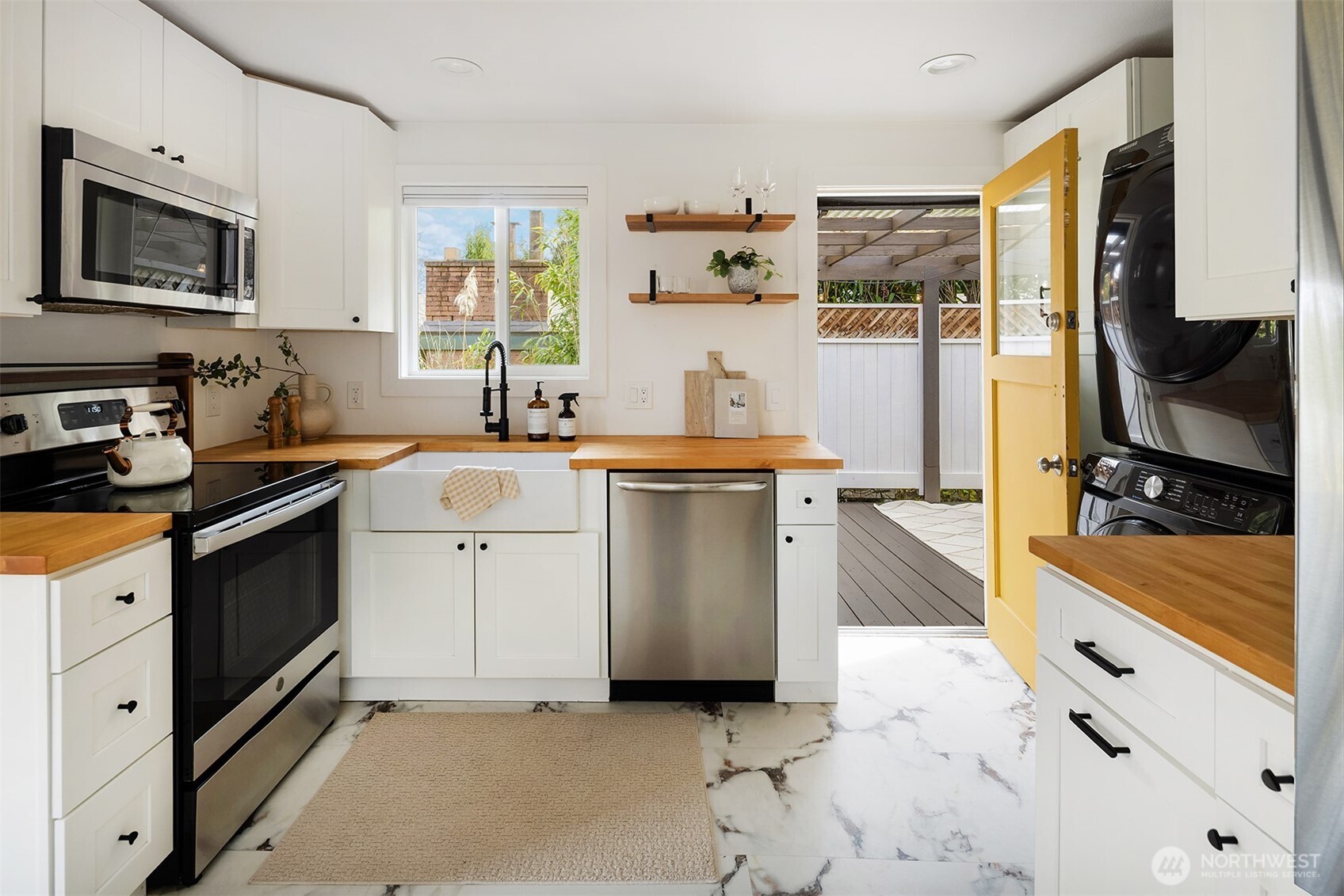 1237 SW 118th Street , Burien, WA 98146