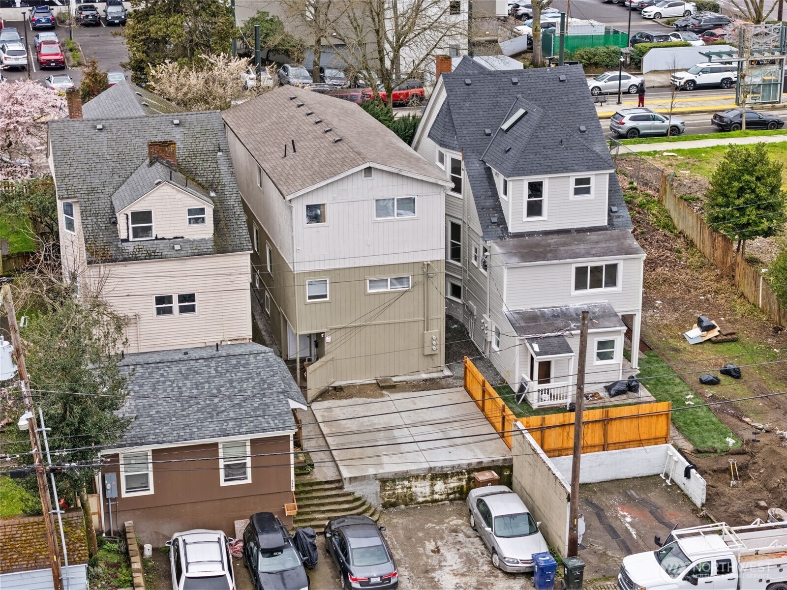 615 Martin Luther King Junior Way , Tacoma, WA 98403