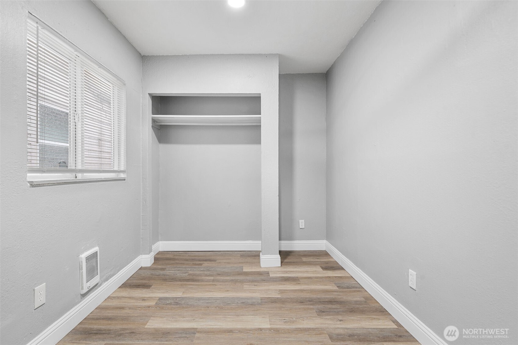 615 Martin Luther King Junior Way , Tacoma, WA 98403