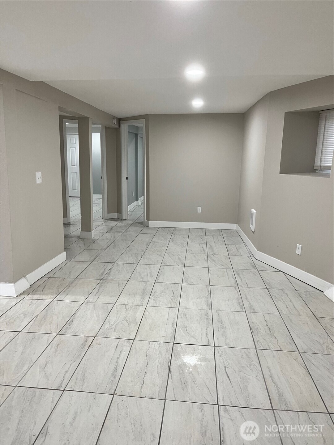 615 Martin Luther King Junior Way , Tacoma, WA 98403