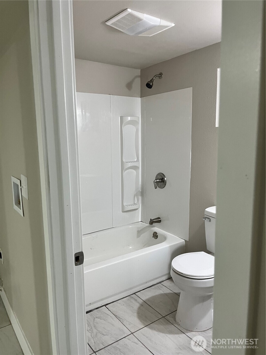 615 Martin Luther King Junior Way , Tacoma, WA 98403