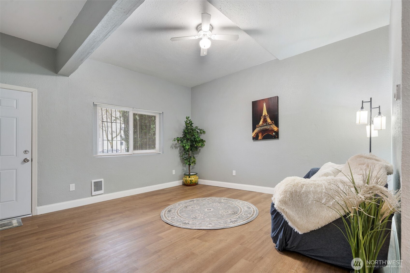 615 Martin Luther King Junior Way , Tacoma, WA 98403