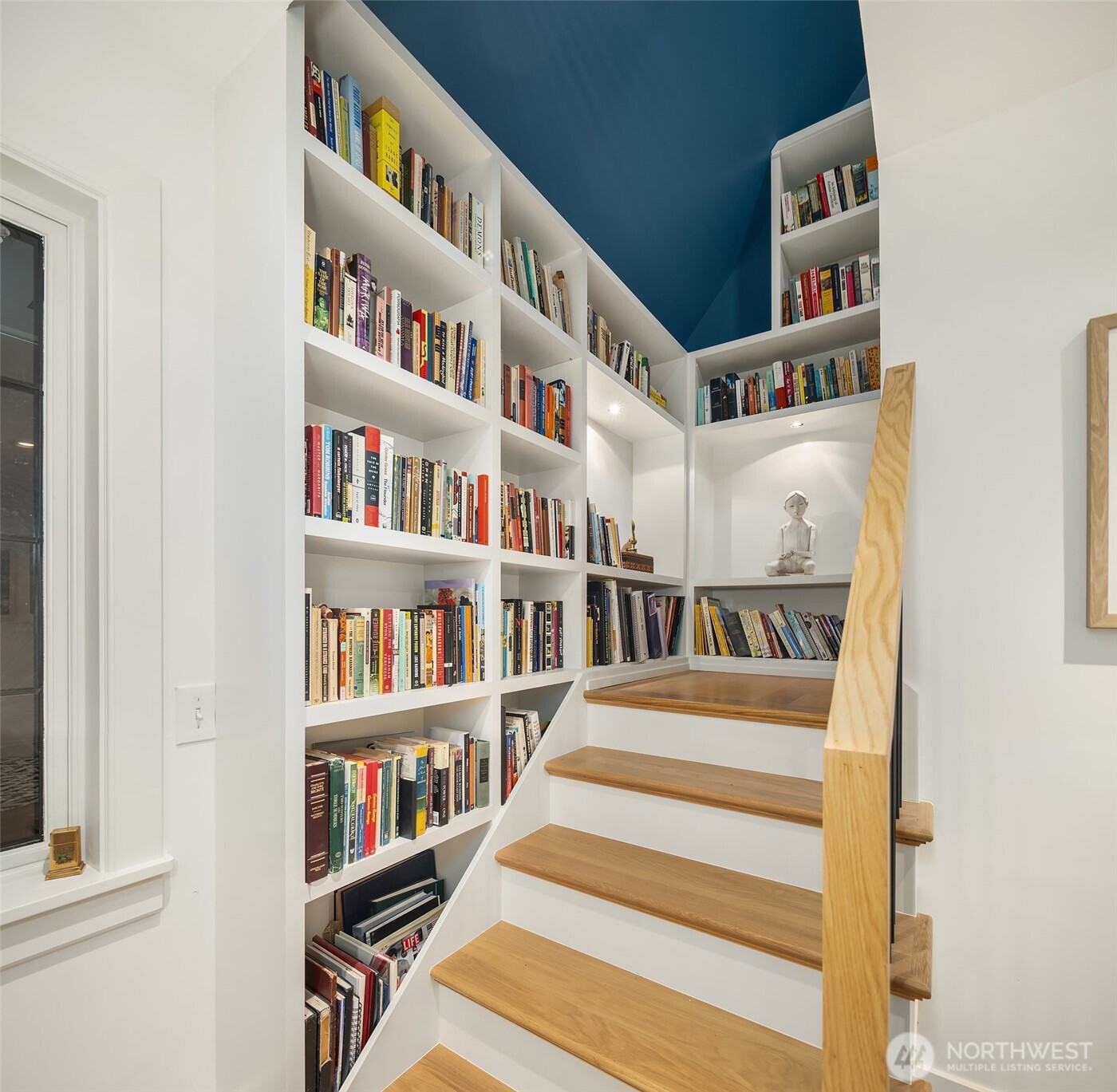 3530 W Laurelhurst Drive NE, Seattle, WA 98105