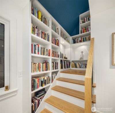 3530 W Laurelhurst Drive NE, Seattle, WA 98105 - Photo 18