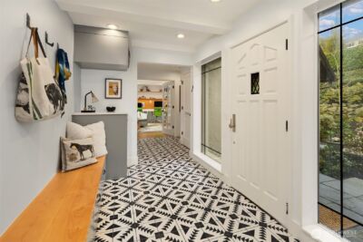 3530 W Laurelhurst Drive NE, Seattle, WA 98105 - Photo 2