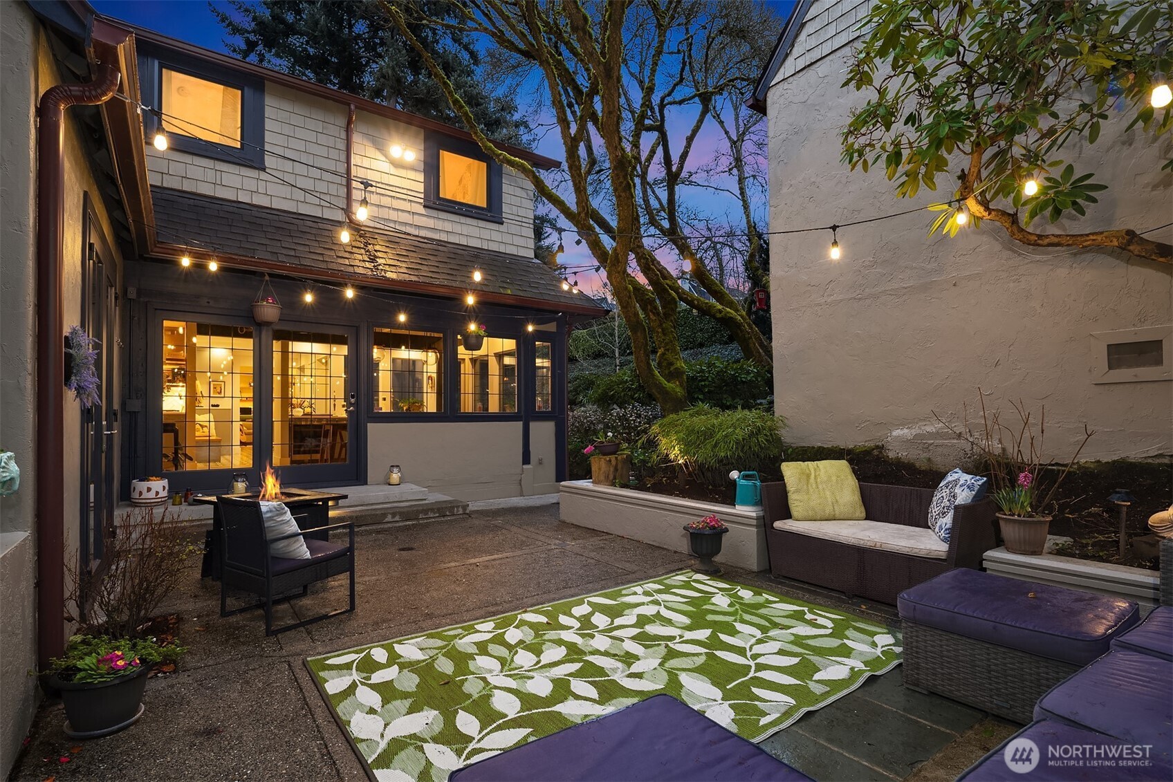 3530 W Laurelhurst Drive NE, Seattle, WA 98105