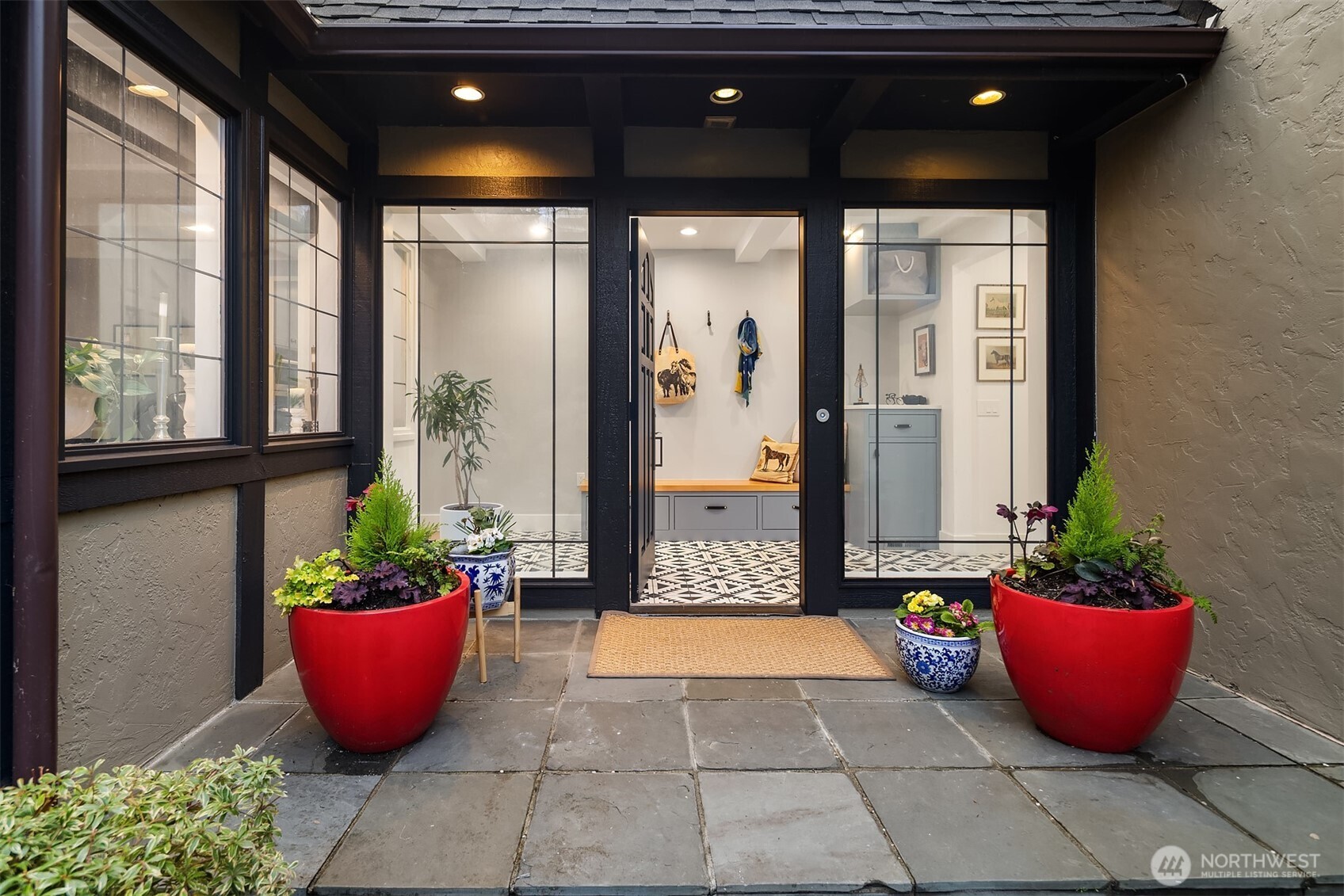 3530 W Laurelhurst Drive NE, Seattle, WA 98105